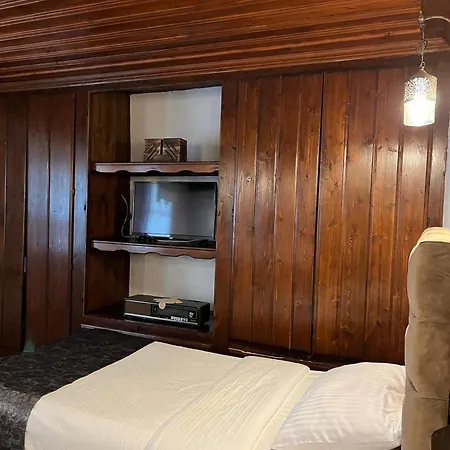 Haci Rifatlar Konagi Hotel