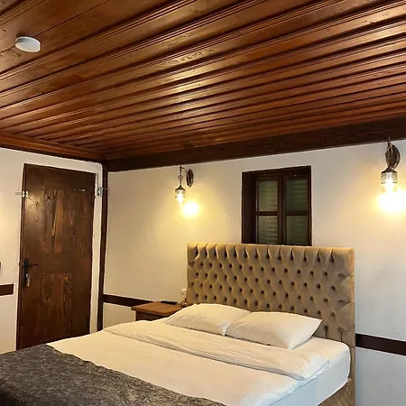 Haci Rifatlar Konagi *