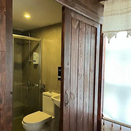 Haci Rifatlar Konagi Hotel Tarakli