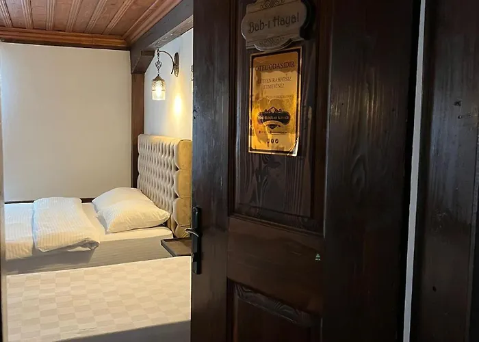 Haci Rifatlar Konagi Hotel