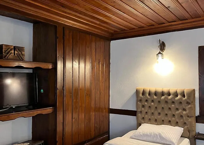 Haci Rifatlar Konagi