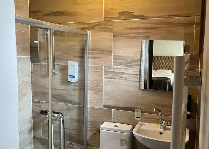 Haci Rifatlar Konagi Hotel Tarakli