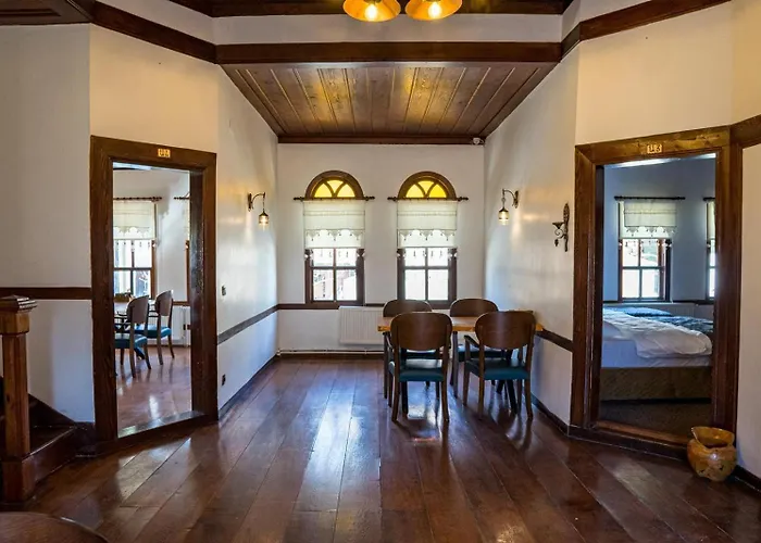 Haci Rifatlar Konagi * Tarakli